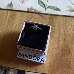 Pandora Ring